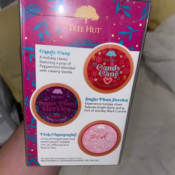 TreeHut Sugar Scrub Trio RARE - Picture 2 of 2